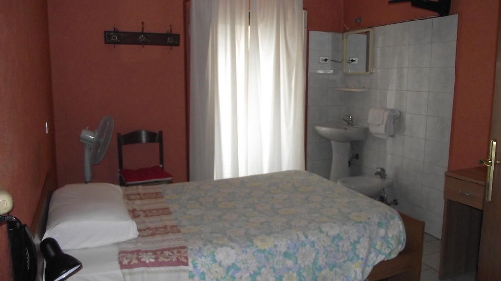 Hotel Merano Milán Pokoj fotografie